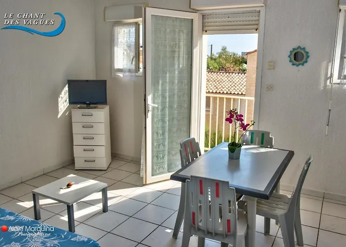 Le Chant Des Vagues Daire Frontignan